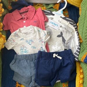 Carter’s lot, 6 months, shirt, 5 onesies. 2 shorts, red, seals, whales